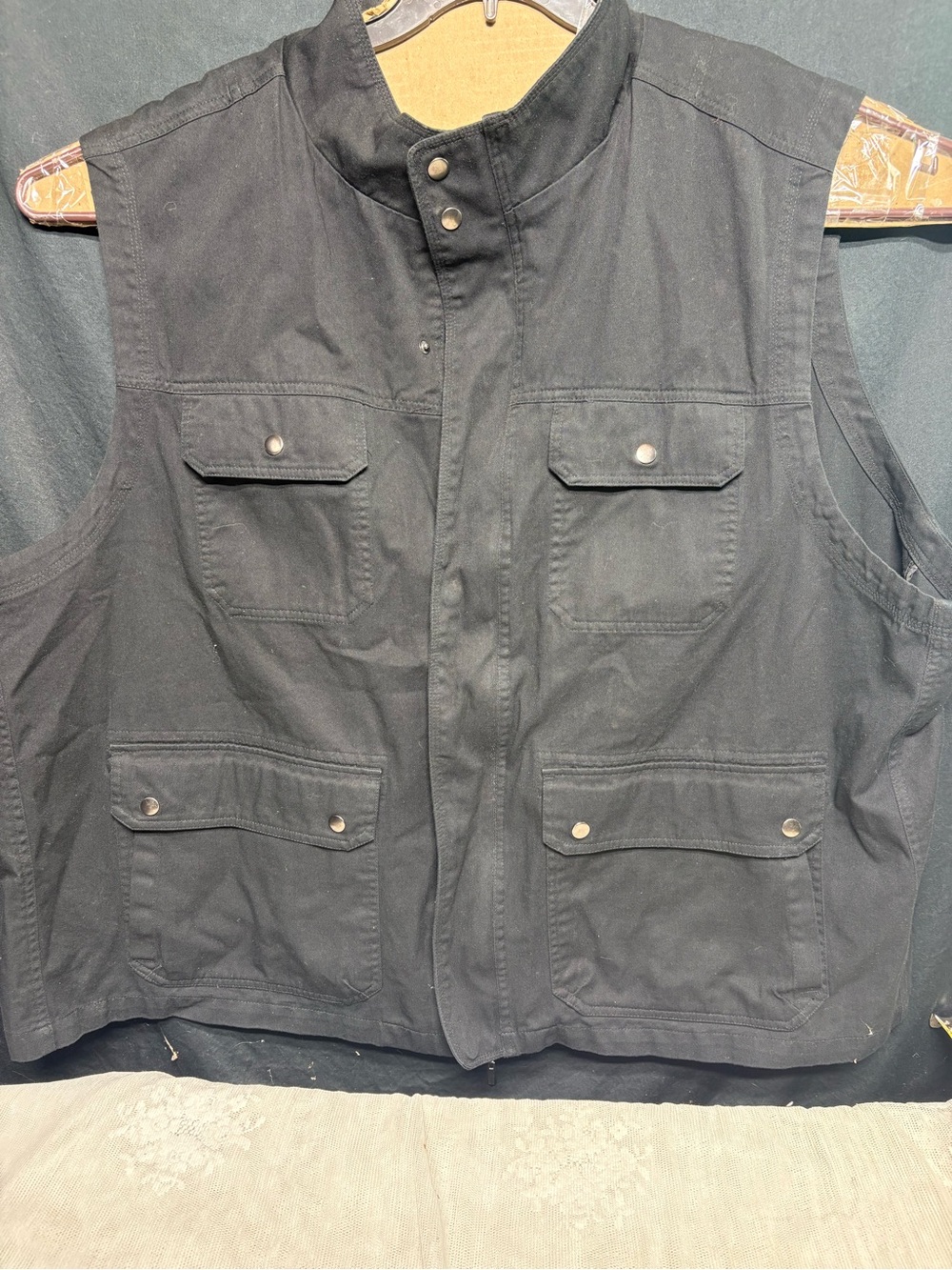 Men's Black Utility Field Vest - Sleeveless Work Jacket